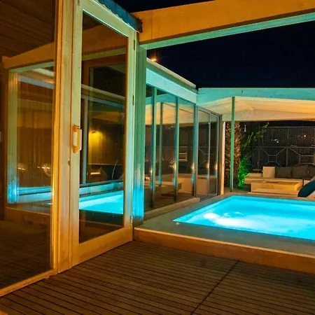 Deluxe Kalkan